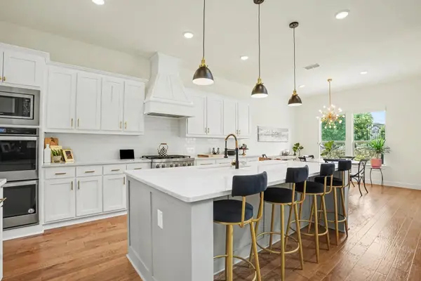 2146 Zurek LN, Heath, TX 75126