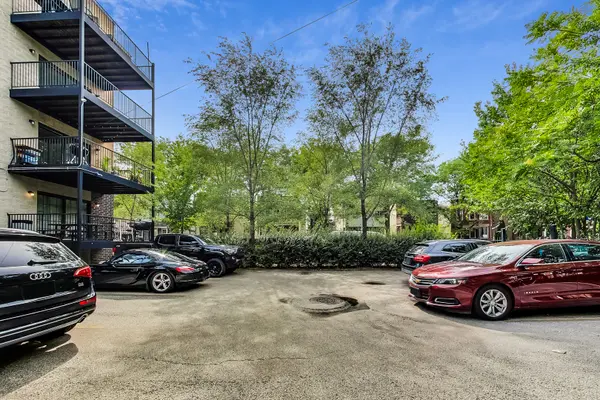 3332 W Palmer ST #1W, Chicago, IL 60647