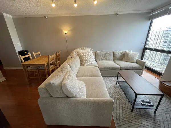 1122 N Clark ST #2404, Chicago, IL 60610