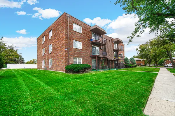 903 Elder RD #7, Homewood, IL 60430