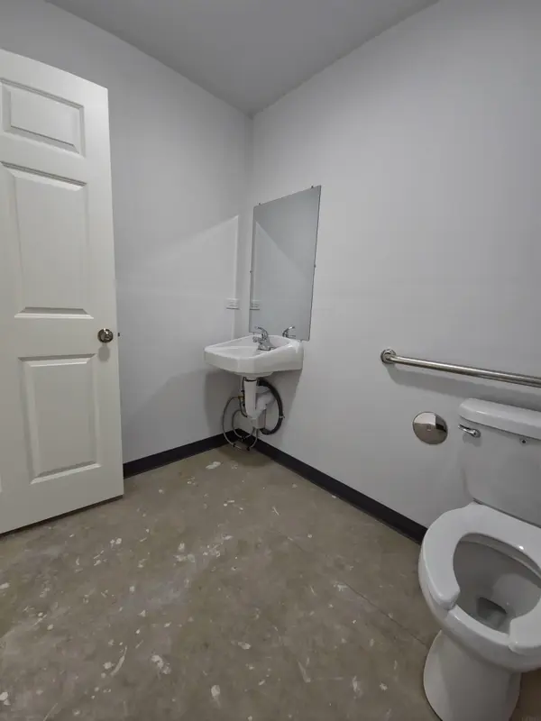 3318 Airline HWY #3, Waterloo, IA 50703