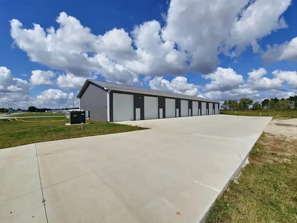 3318 Airline HWY #3, Waterloo, IA 50703
