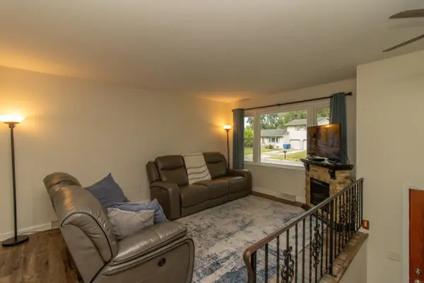 257 Navajo TRL, Lowell, IN 46356