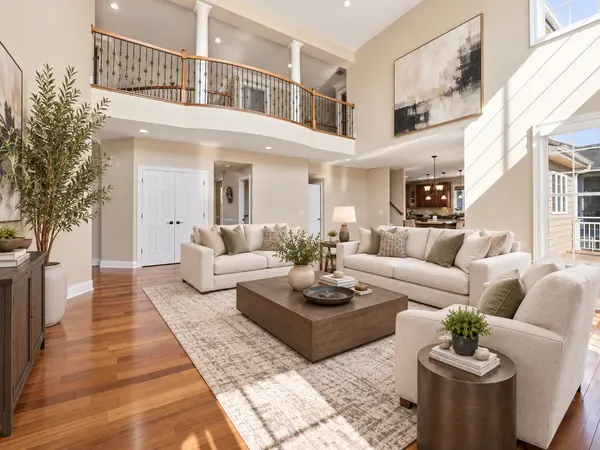 16299 Stemmer Ridge RD NW, Prior Lake, MN 55379