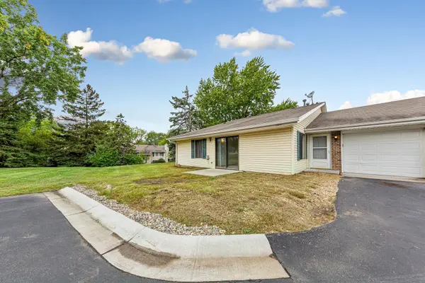 3831 Heather DR, Eagan, MN 55122