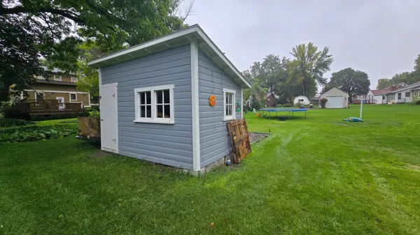 233 N 1st AVE E, Truman, MN 56088
