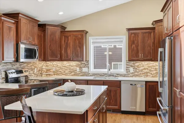 11072 190th AVE NW, Elk River, MN 55330