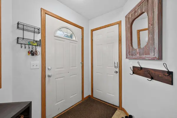 9578 River Forest DR, Monticello, MN 55362
