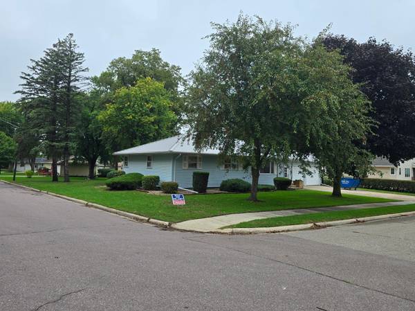 1112 6th AVE SW, Pipestone, MN 56164