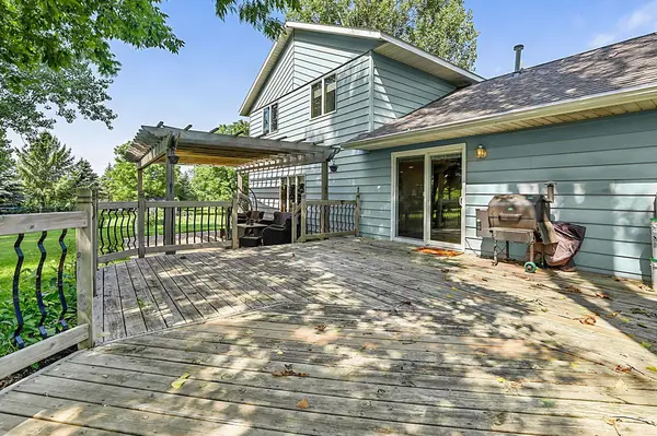 14703 State Highway 22, Eden Valley, MN 55329