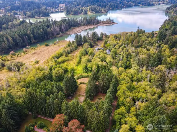 5045 Houston DR, Olympia, WA 98502