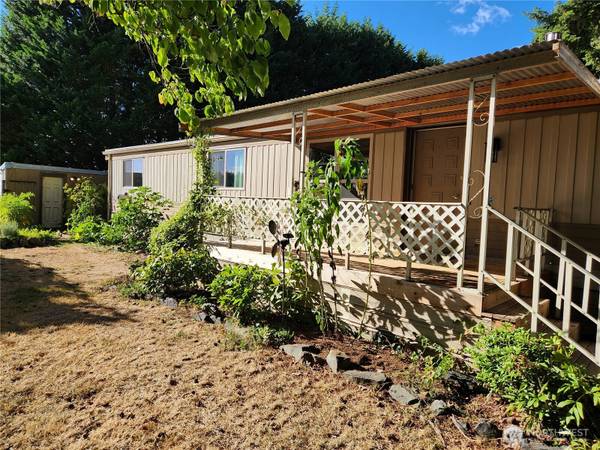 7085 Tall Cedars LN, Ferndale, WA 98248