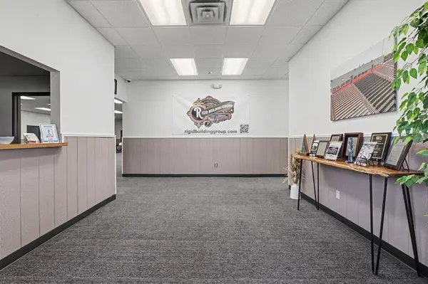 932 W State Highway 152 HWY, Mustang, OK 73064