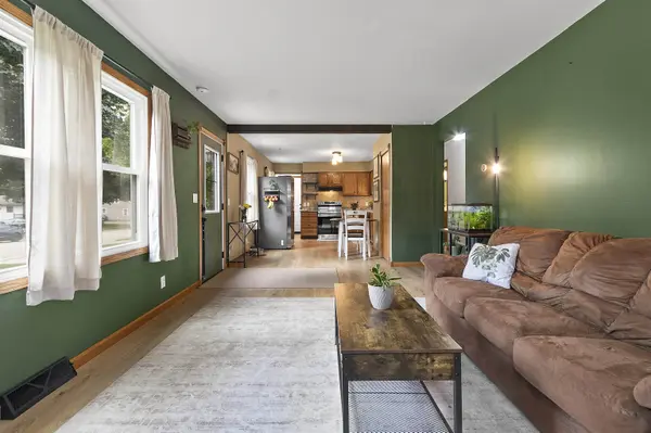 420 S MILWAUKEE AVE, Oconto Falls, WI 54154