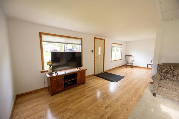 250 N OAKLAND AVE, Oconto Falls, WI 54154