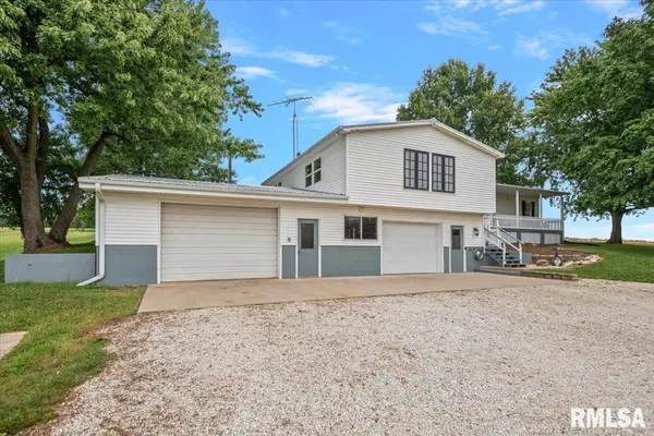 38246 COUNTY HIGHWAY 2, Griggsville, IL 62340