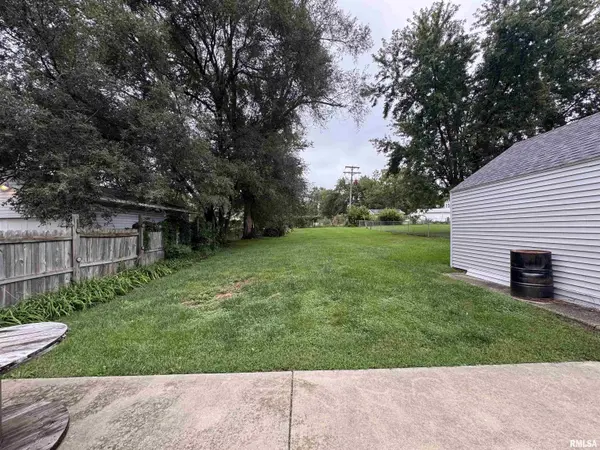 5313 W CLOSEN RD, Peoria, IL 61604