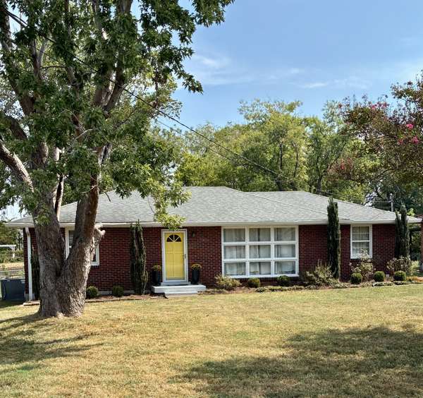 3220 Avenal Ave, Nashville, TN 37211