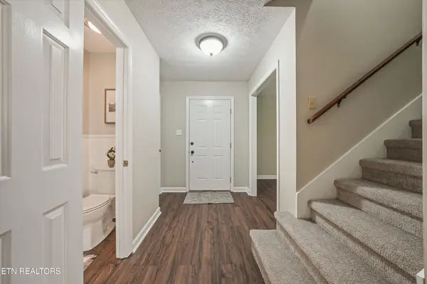 8732 Aragon Lane, Knoxville, TN 37923