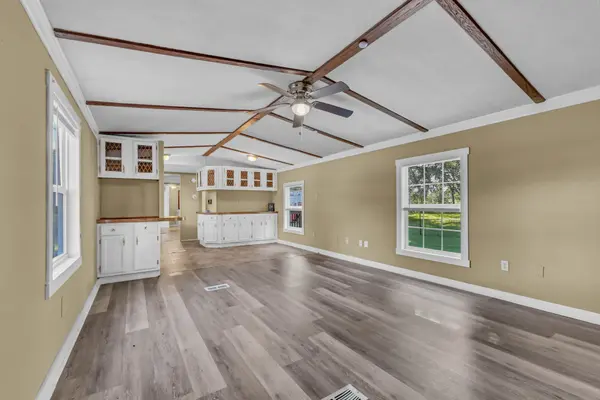 2558 Liverpool Rd, Woodlawn, TN 37191
