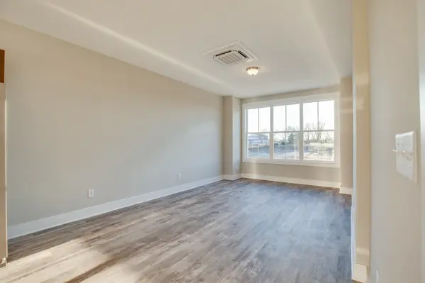 404 Harper Lndg, Chapel Hill, TN 37034