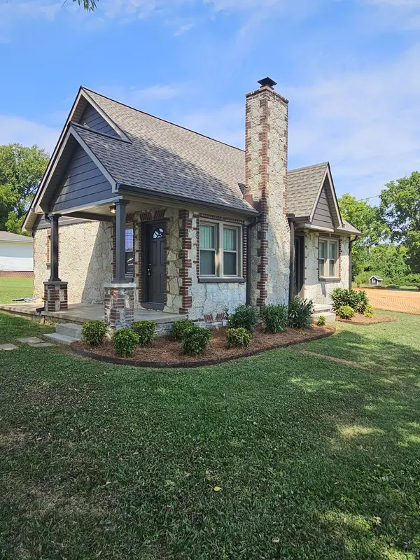 140 Shivel Dr, Hendersonville, TN 37075