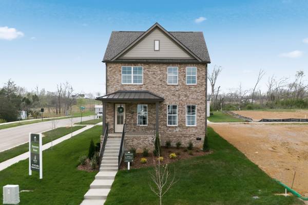 1801 Flatwaters St, Spring Hill, TN 37174