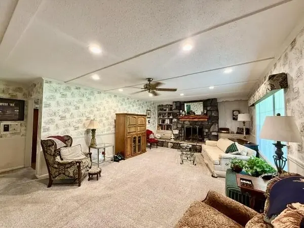 2455 Rabbit Creek Rd, Buchanan, TN 38222