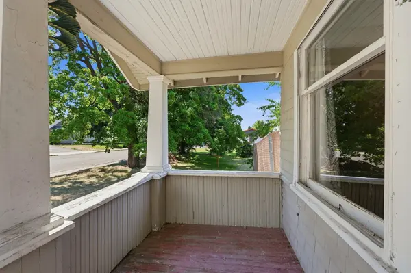 4013 N Whitehouse St, Spokane, WA 99205