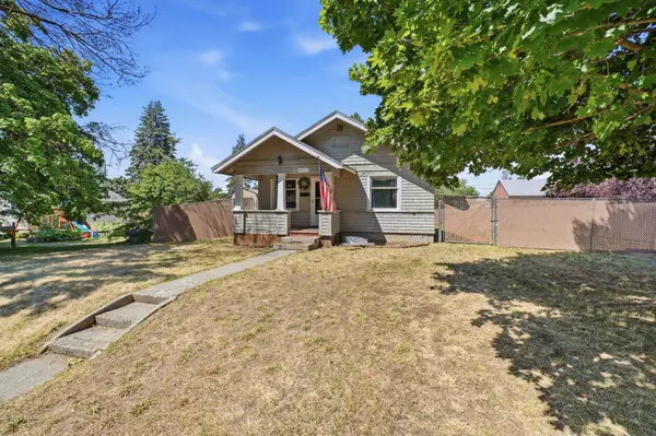 4013 N Whitehouse St, Spokane, WA 99205