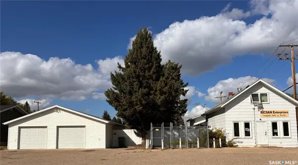 301 7th AVENUE W, Nipawin, SK S0E 1E0