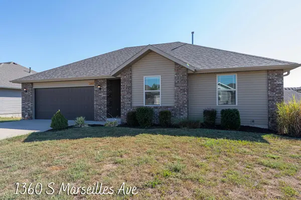 1360 S Marseilles Avenue, Republic, MO 65738