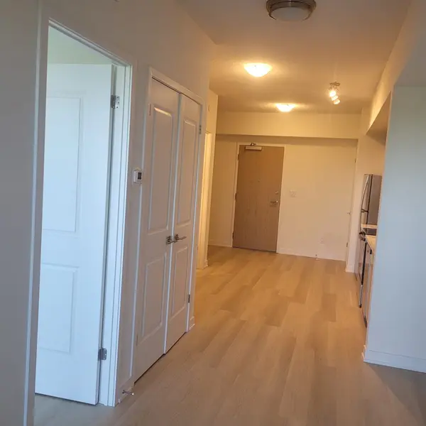 2825 Jane ST #212, Toronto W05, ON M3N 0A8