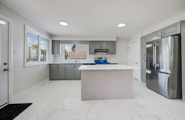 176 Samuelson ST, Cambridge, ON N1R 1K3