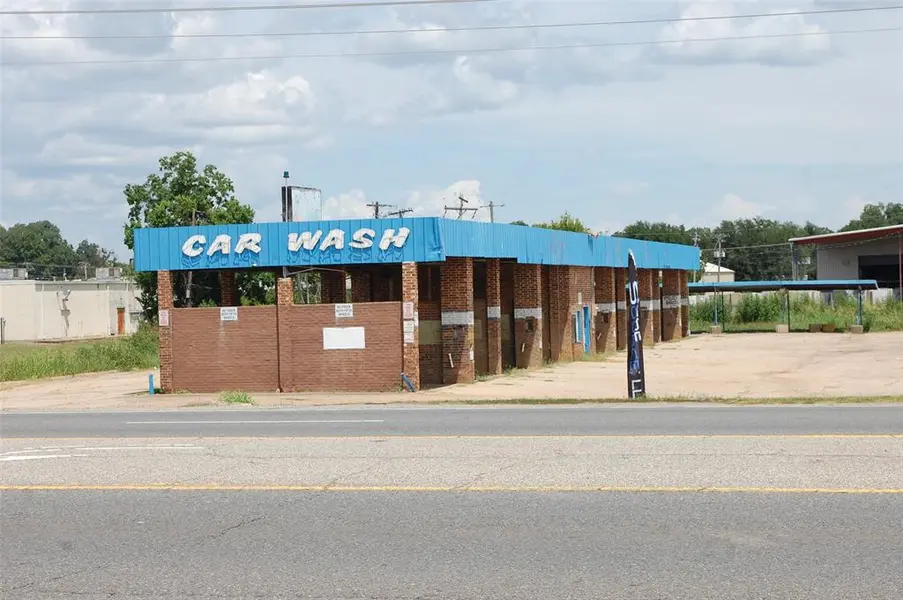 1826 North Market, Shreveport, LA 71107
