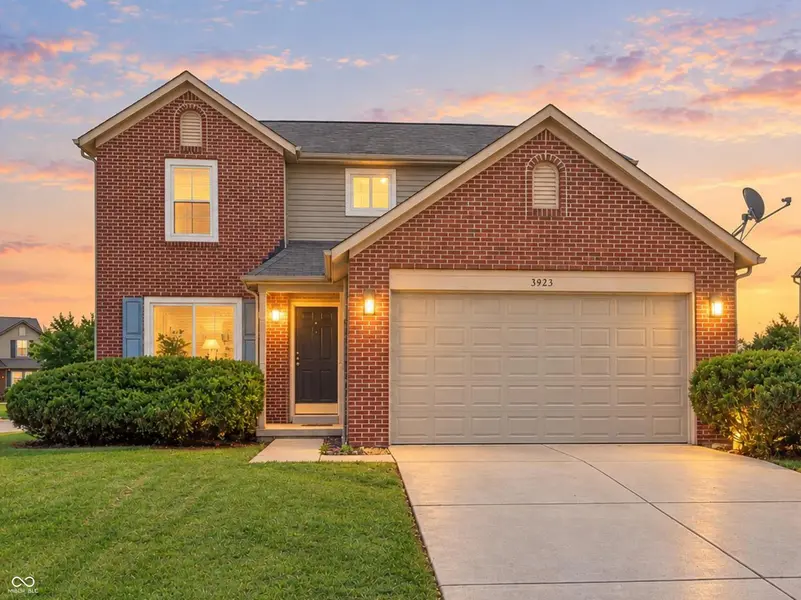 3923 Planewood DR, Indianapolis, IN 46235