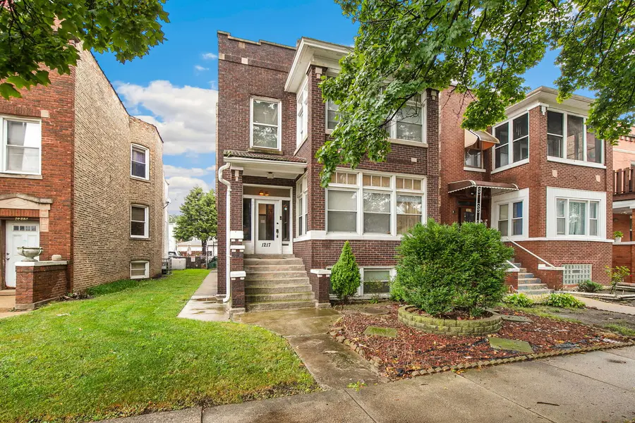 1217 S Austin BLVD, Cicero, IL 60804