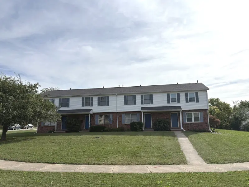 707 N Golfcrest RD #3, Normal, IL 61761