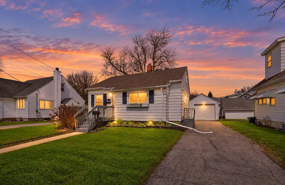 1431 1st ST SE, Rochester, MN 55904