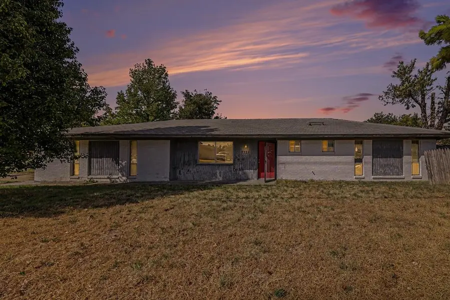 7721 NW 30th ST, Bethany, OK 73008