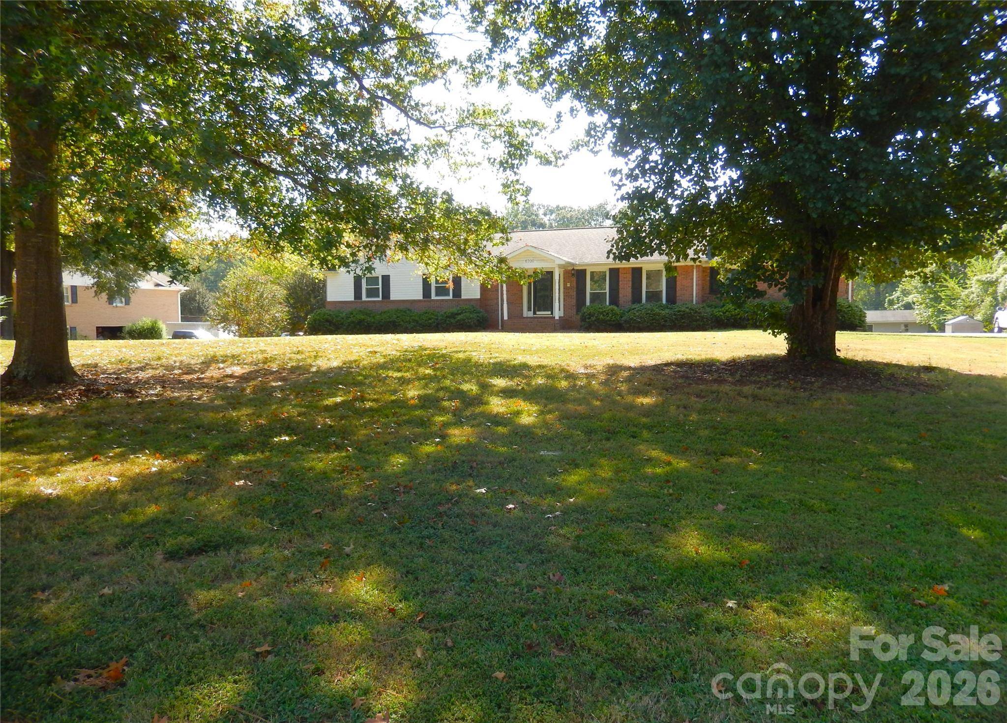 6700 Pine Lake LN, Mint Hill, NC 28227