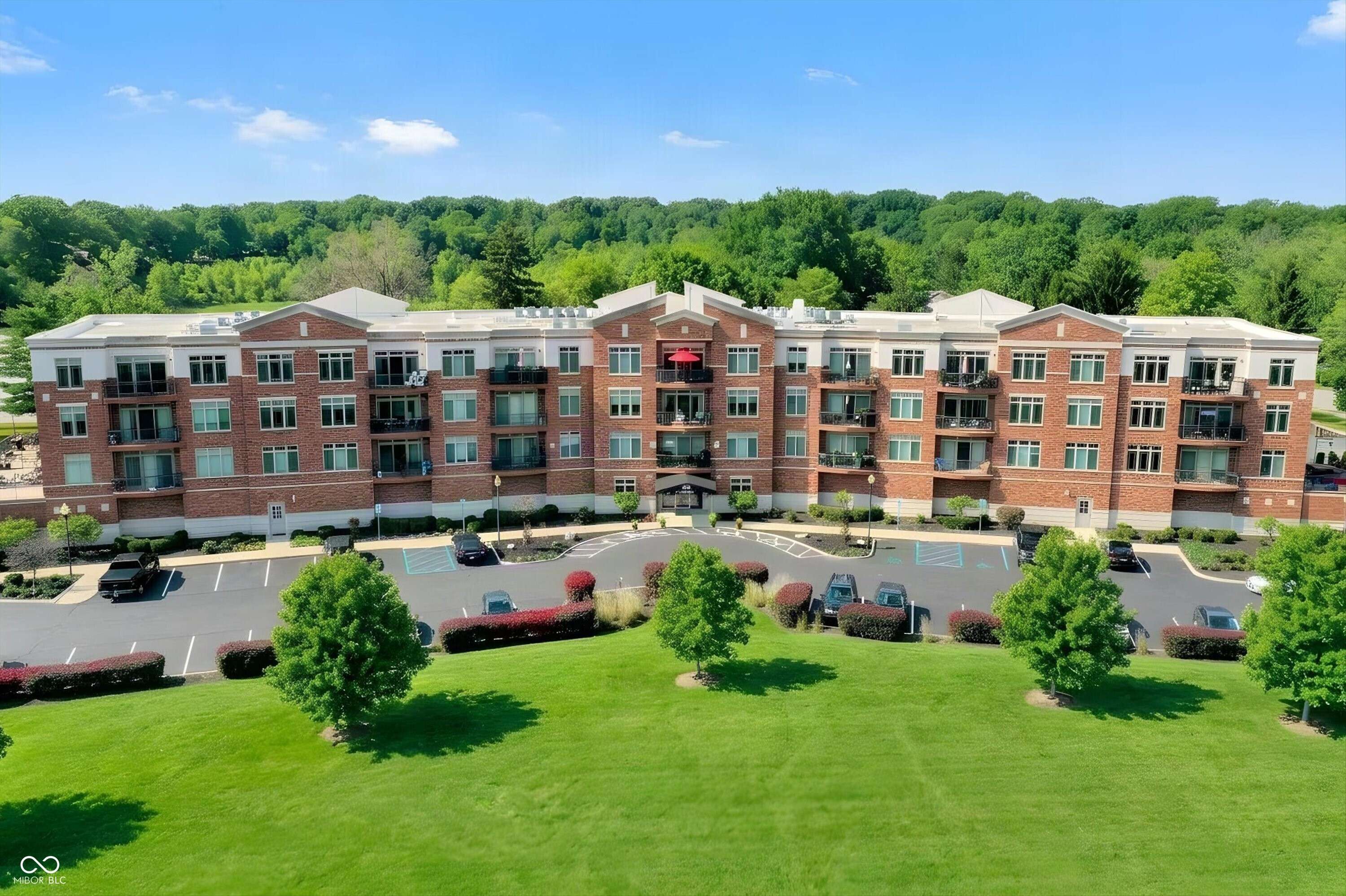 20971 Shoreline CT #215, Noblesville, IN 46062