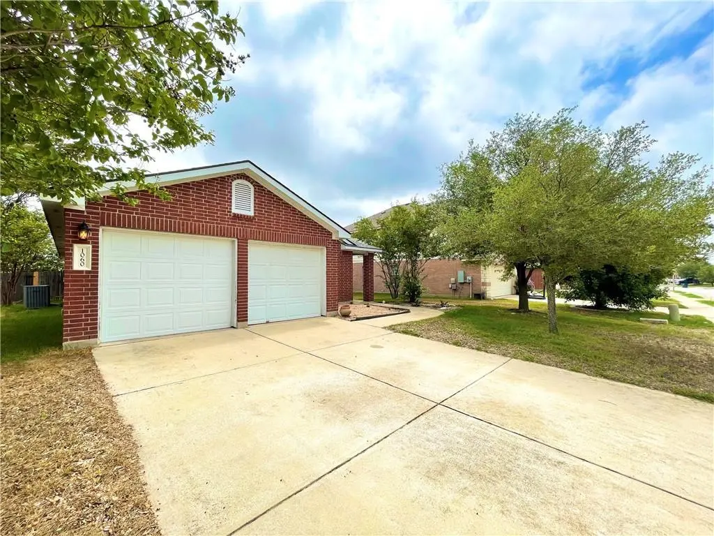 1060 W South ST, Leander, TX 78641