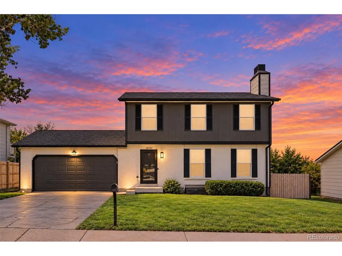 16562 E Louisiana, Aurora, CO 80017