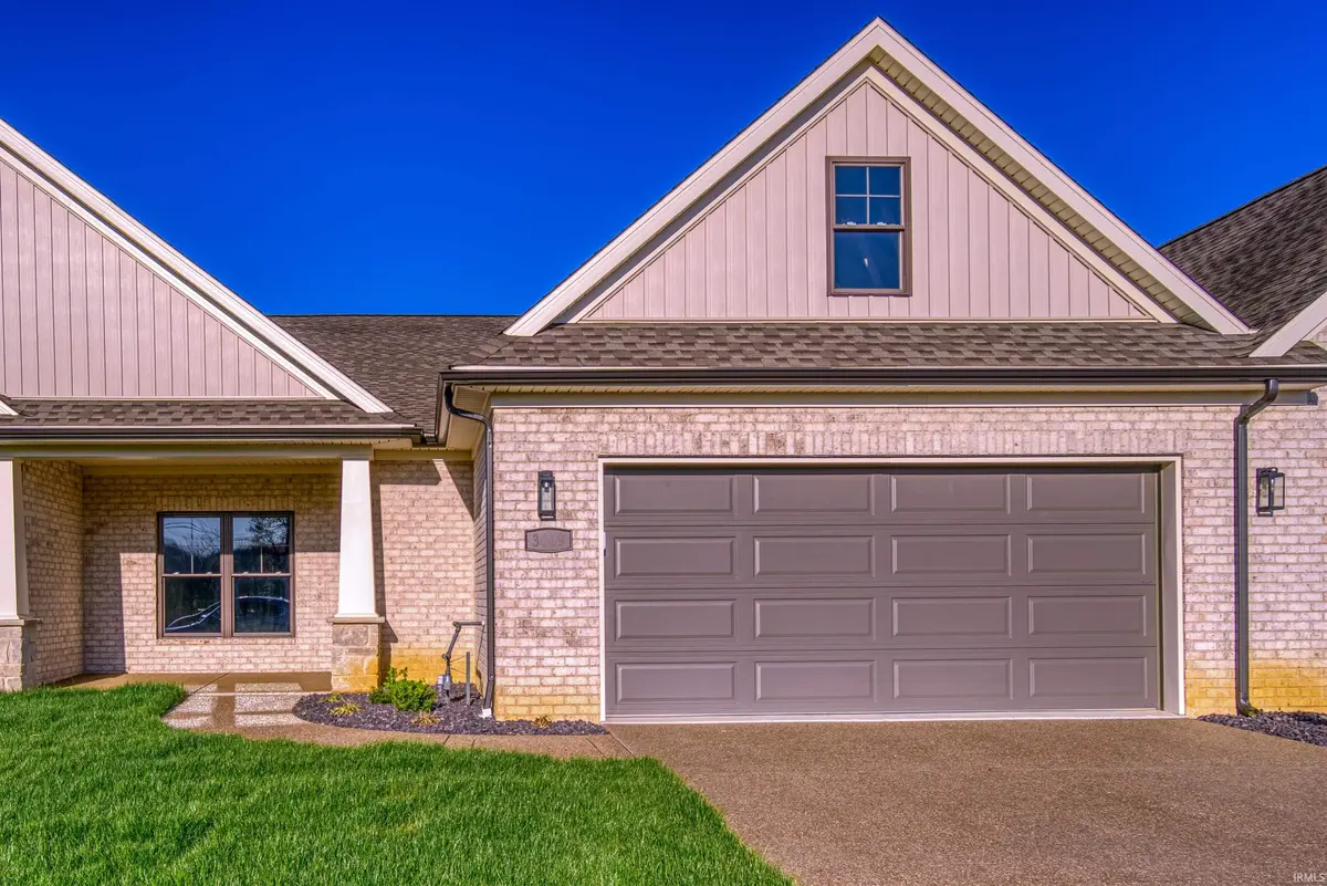 3291 White Oak TRL, Newburgh, IN 47630