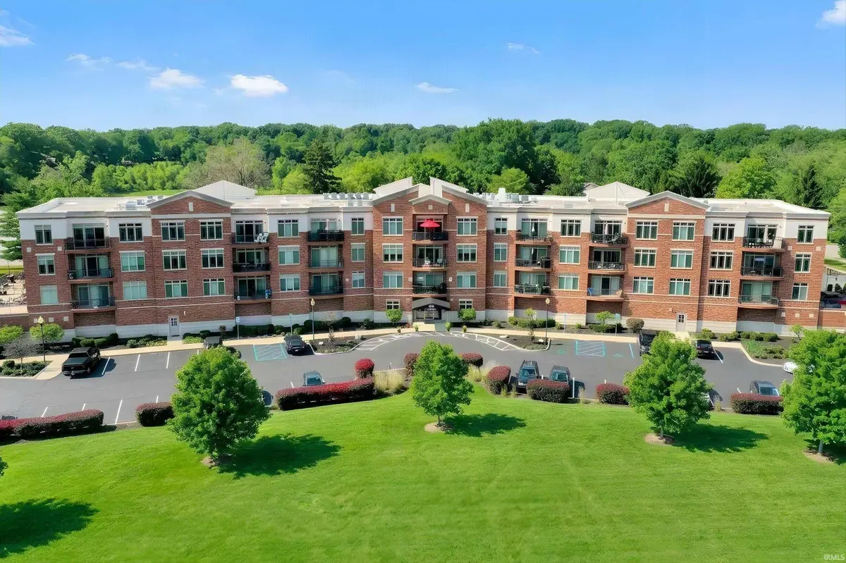 20971 Shoreline CT #215, Noblesville, IN 46062
