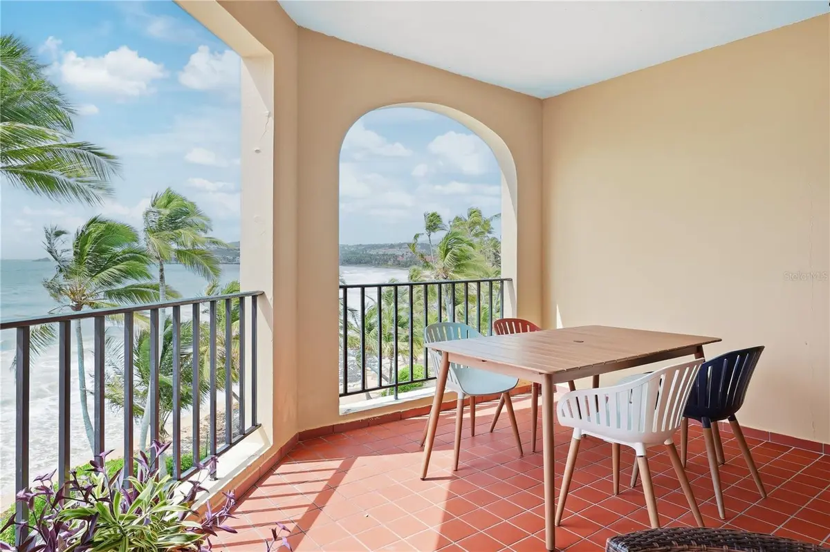 190 CANDELERO DR #264, Humacao, PR 00791