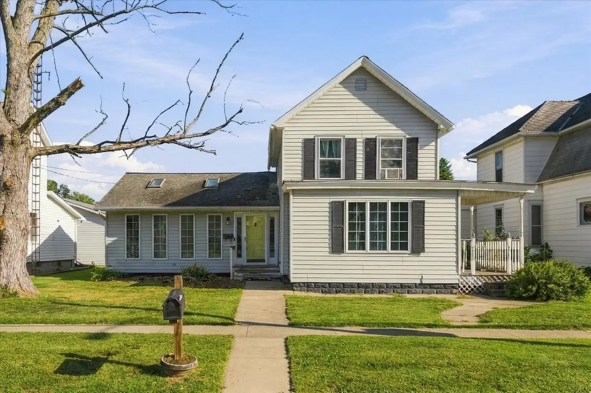 122 W Main ST, Wyanet, IL 61379