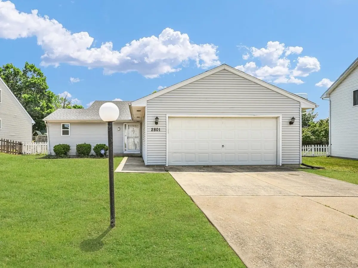 2801 Rachel RD, Champaign, IL 61822