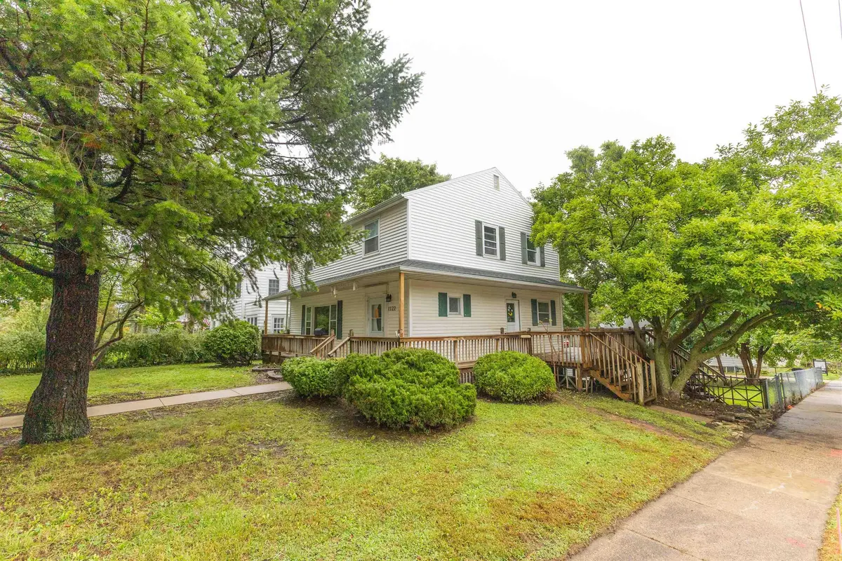 1122 Franklin ST, Cedar Falls, IA 50613